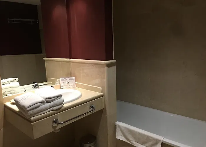 Sierra Hidalga Hotel 3*