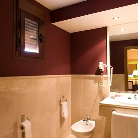 فندق Sierra Hidalga 3*