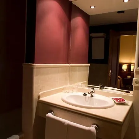فندق Sierra Hidalga 3*