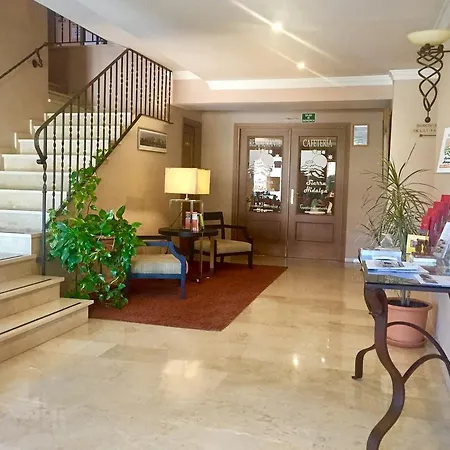 Sierra Hidalga فندق روندا