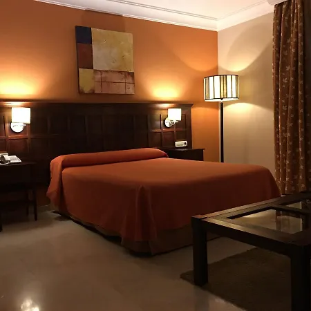 فندق Sierra Hidalga 3*