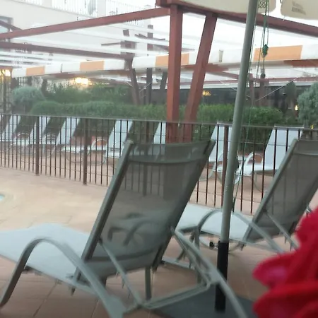 斯晔喜多卡酒店 龙达