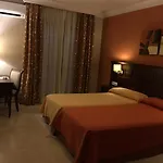 Hotell Sierra Hidalga 3*